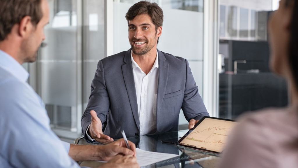 funciones de un asesor laboral